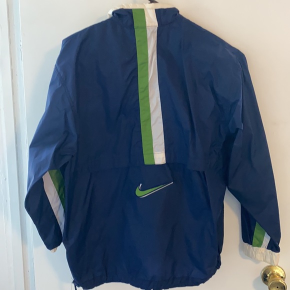 Nike vintage wind breaker - Picture 6 of 7
